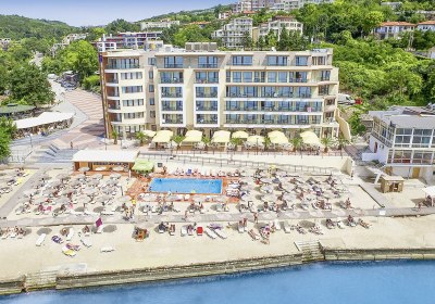 Royal Grand Hotel & SPA in Kawarna