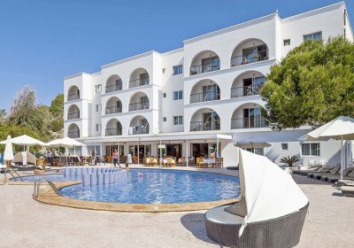 Aparthotel Puerto Cala Vadella in Sant Josep de sa Talaia