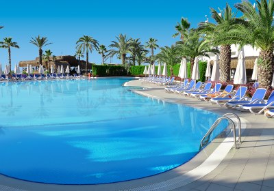 Emelda Sun Club in Çamyuva