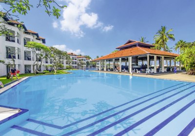 Club Hotel Dolphin in Waikkal