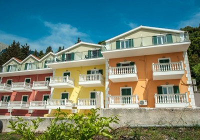 Agios Gerasimos Studios in Lourdata