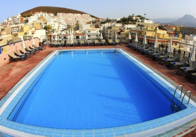 Reveron Plaza in Los Cristianos