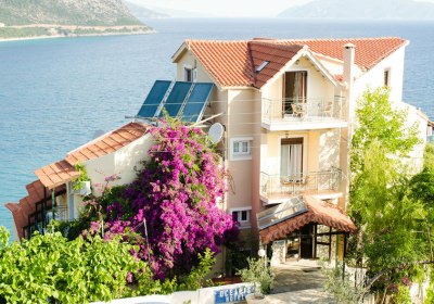 Oceanis Hotel in Poros