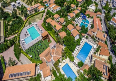 Riverside Garden Resort in Alsancak