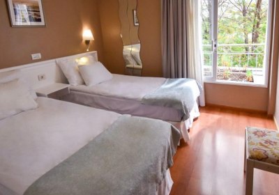 Coral La Quinta Park Suites in La Quinta