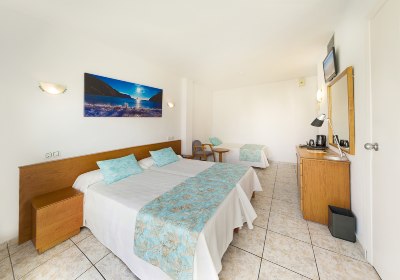Hotel Tropical Ibiza in Sant Antoni de Portmany