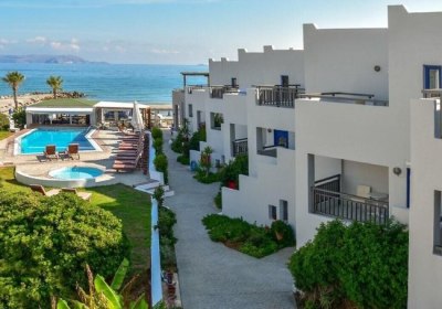 Yria Beach Hotel in Kokkini Hani