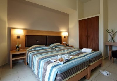 Dimitra Hotel & Apartments in Kokkini Hani