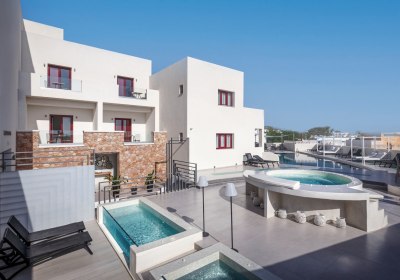 Mar 'n' Mar Crown Hotel and Suites in Kamari