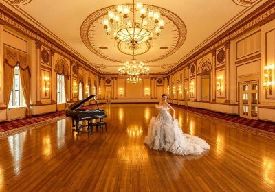 Fairmont Hotel Vancouver in Vancouver