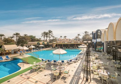 JAZ Pyramids Resort in Kairo