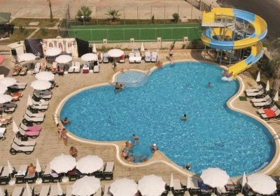 Arsi Blue Beach in Tosmur