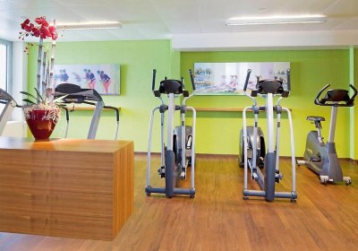 Mövenpick Zürich Airport in Glattbrugg