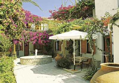 Hotel Olympia Village in Kokkari