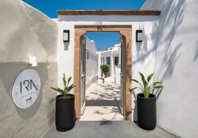 Ira Hotel & Spa in Firostefani