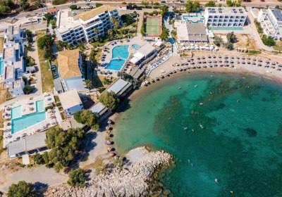 Sunrise Beach Resort in Pefki