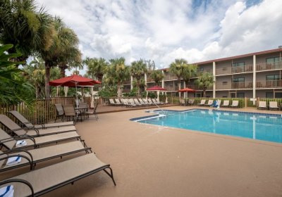 Red Roof PLUS+ And Suites Naples Downtown-5th Ave S in Naples