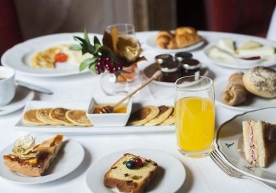 Starhotels Terminus in Neapel