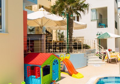 Radamanthy's Apartments in Sfakaki