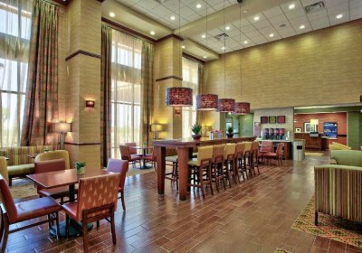 Hampton Inn & Suites Scottsdale at Talking Stick in Scottsdale