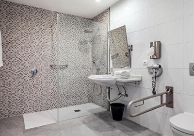 Hotel Puerta De Bilbao in Barakaldo