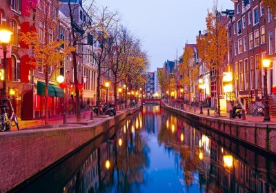 DoubleTree by Hilton Amsterdam Centraal Station in Amsterdam