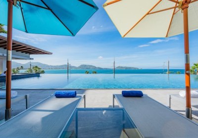 Oceanfront Beach Resort And Spa in Patong