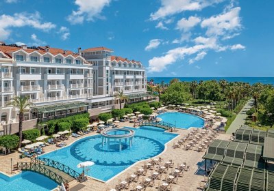 Trendy Aspendos Beach in Çolakli