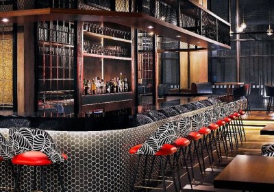 Holiday Inn Dubai Al-Maktoum Airport in Dubai