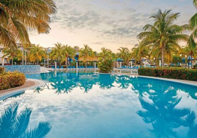 Aston Costa Verde Beach Resort in Playa Pesquero
