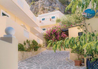 Kyra Panagia in Kyra Panagia