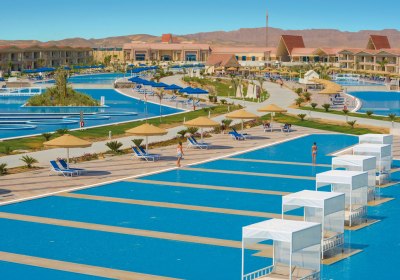 Pickalbatros Sea World Resort in El Quseir