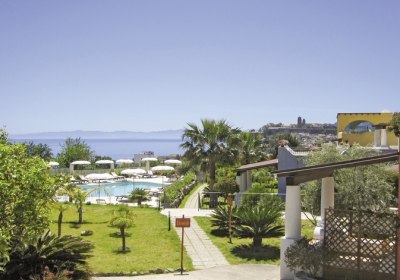 Bougainville in Insel Lipari