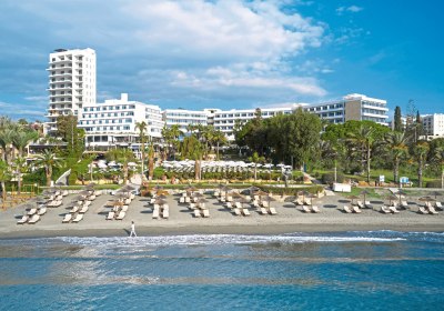 Mediterranean Beach Hotel in Agios Tychonas
