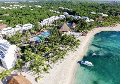 Sandos Caracol Nature Resort & Water Park in Playa del Carmen