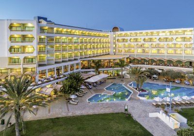 Constantinou Bros Athena Royal Beach Hotel in Paphos