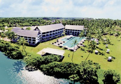 Suriya Resort & Spa in Waikkal