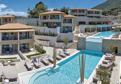 Crystal Waters in Nikiana