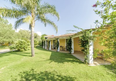 Hotel Garden Beach in Cala Sinzias