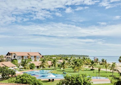 The Calm Resort & Spa in Passekudah