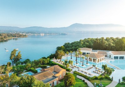Grecotel Eva Palace in Tzavros-Kommeno