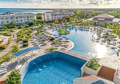 Memories Flamenco Beach Resort in Cayo Coco