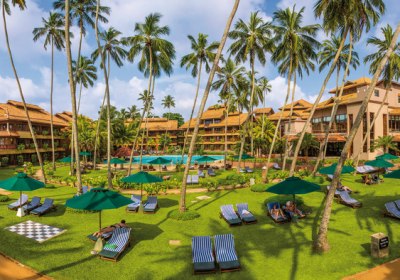 Royal Palms Beach Hotel in Kalutara