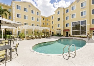 Homewood Suites by Hilton Bonita Springs in Bonita Springs
