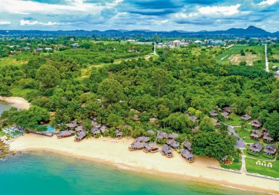 Sunset Village Beach Resort in Jomtien Beach