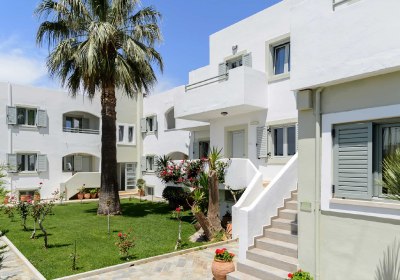 Angela Studios & Apartments in Sisi