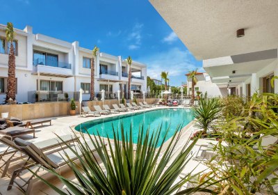 Pefki Deluxe Residences in Pefkochori