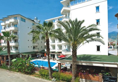 Remi Hotel in Kleopatra Beach