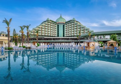 Delphin Palace in Aksu