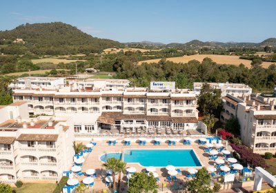 Aparthotel Caprice Isabel in Cala Bona